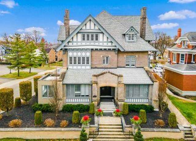 Property at 1349 E Broad St, Columbus, OH 43205, 9 beds, 5.5 baths