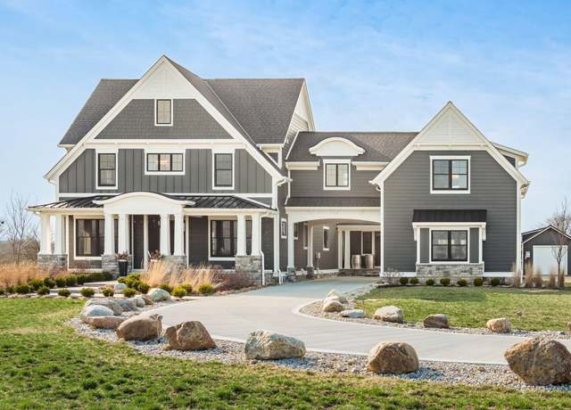 Property at 2699 Norton Rd, Galloway, OH 43119, 6 beds, 6 baths