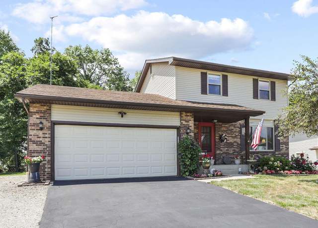 Property at 84 Hawthorn Rd SW, Pataskala, OH 43062, 3 beds, 2.5 baths
