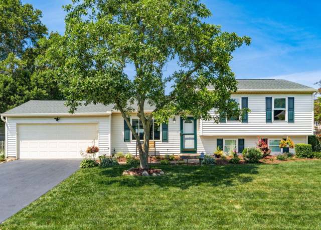 Property at 7010 Wigwam Way, Reynoldsburg, OH 43068, 3 beds, 2.5 baths