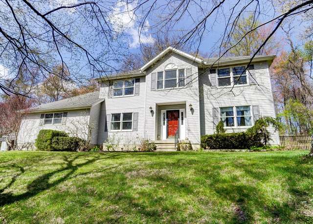 Property at 5432 Brownsville Rd SE, Newark, OH 43055, 3 beds, 2.5 baths