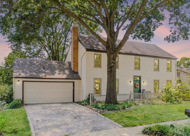 Property at 1133 Rockport Ln, Columbus, OH 43235, 4 beds, 2.5 baths