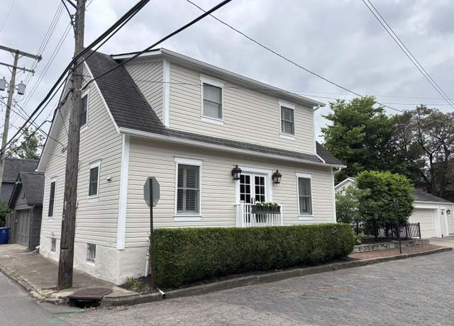 Property at 123 Lansing St, Columbus, OH 43206, 3 beds, 3 baths