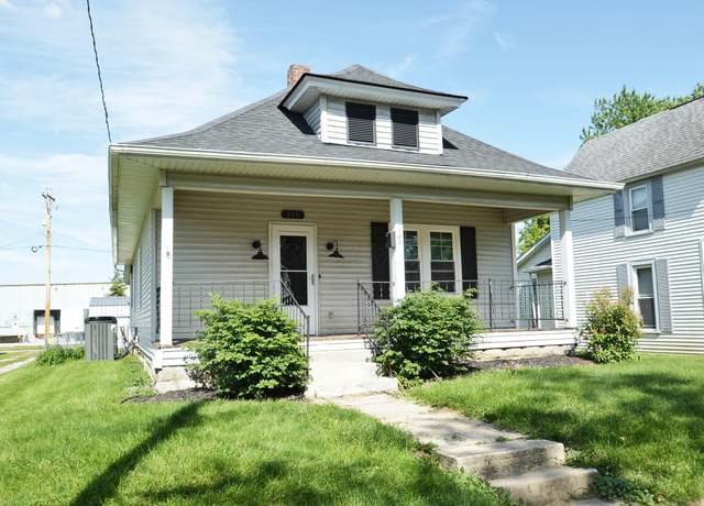 Property at 148 N High St, Mount Sterling, OH 43143, 3 beds, 1 bath