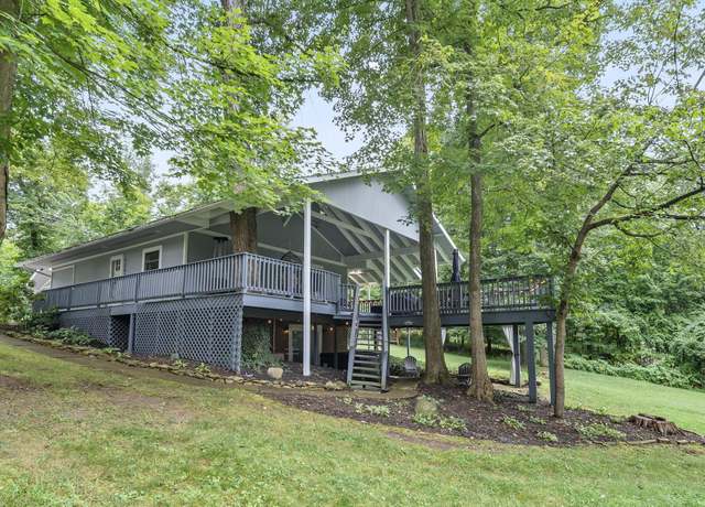 Property at 1257 Apple Valley Dr, Howard, OH 43028, 3 beds, 2 baths