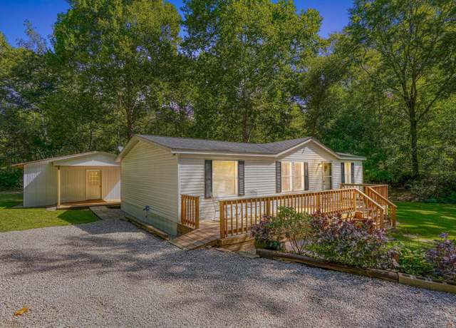 Property at 3769 Whaleytown Rd, Jackson, OH 45640, 3 beds, 2 baths