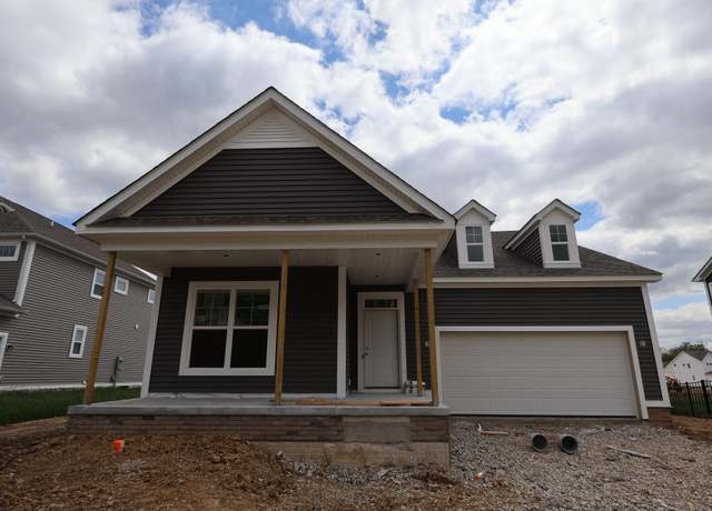 Property at 207 Isleta Dr, Pataskala, OH 43062, 3 beds, 2 baths