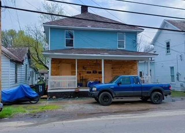 Property at 156 Zanesville Ave, Logan, OH 43138, 4 beds
