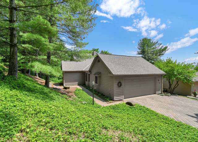 Property at 71 Donald Ross Dr, Granville, OH 43023, 3 beds, 3 baths