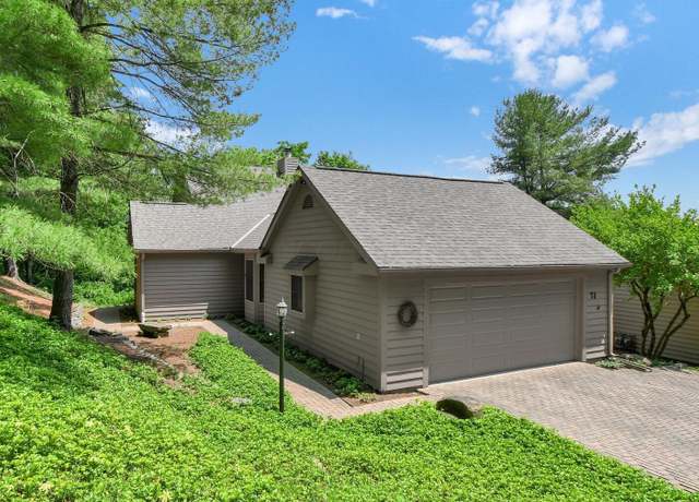 Property at 71 Donald Ross Dr, Granville, OH 43023, 3 beds, 3 baths