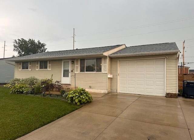 Property at 149 Custer Rd, Heath, OH 43056, 3 beds, 1.5 baths