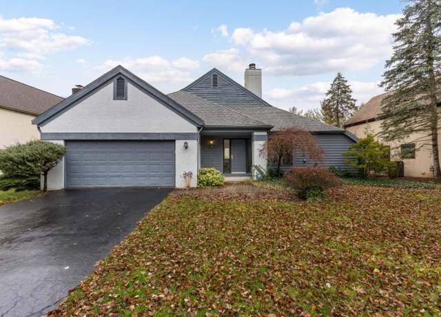 Property at 2233 Fernleaf Ln, Columbus, OH 43235, 4 beds, 3 baths