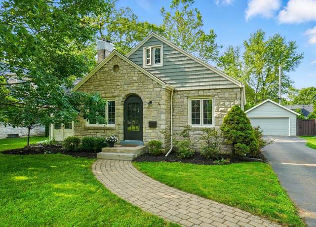 Property at 91 Nottingham Rd, Columbus, OH 43214, 3 beds, 2 baths