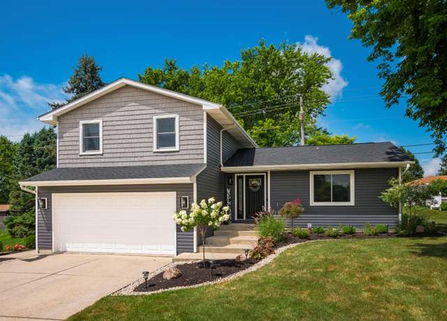Property at 509 Newford Dr, Bellefontaine, OH 43311, 3 beds, 2.5 baths