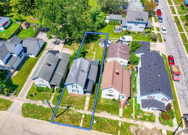 Property at 972 E Church St, Marion, OH 43302, 3 beds, 2 baths