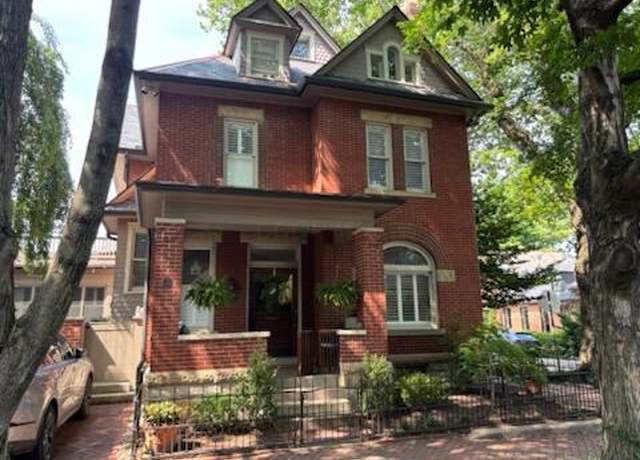 Property at 48 E Frankfort St, Columbus, OH 43206, 3 beds, 3.5 baths