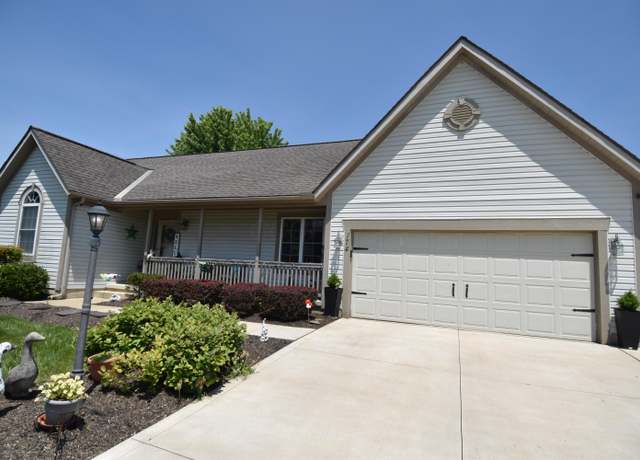 Property at 174 Applewood Dr, Pataskala, OH 43062, 3 beds, 2 baths