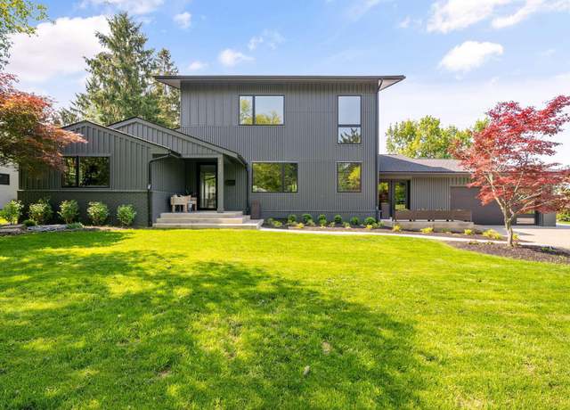 Property at 2777 Donna Dr, Columbus, OH 43220, 5 beds, 5.5 baths