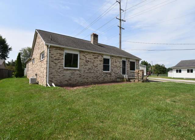 Property at 571 South St, Delaware, OH 43015, 3 beds, 3 baths