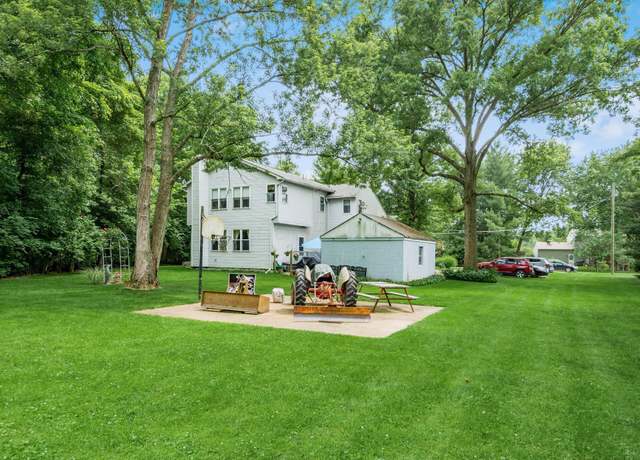 Property at 6700 Helm Ln, Reynoldsburg, OH 43068, 5 beds, 3 baths