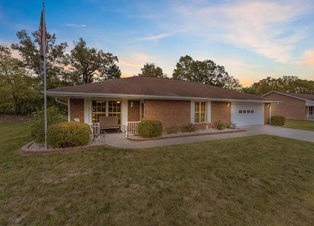 Property at 663 Elaine Dr, West Jefferson, OH 43162, 2 beds, 2 baths