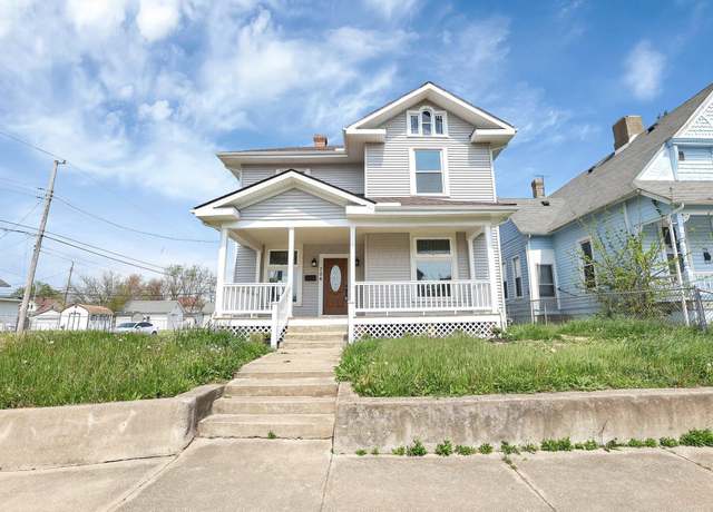 Property at 704 E Market St, Washington Court House, OH 43160, 3 beds, 2.5 baths