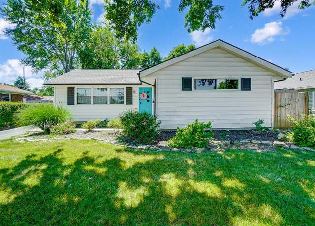 Property at 4851 Hillcrest St N, Hilliard, OH 43026, 3 beds, 2 baths