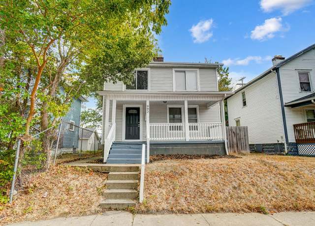 Property at 992 Carpenter St, Columbus, OH 43206, 3 beds, 2.5 baths