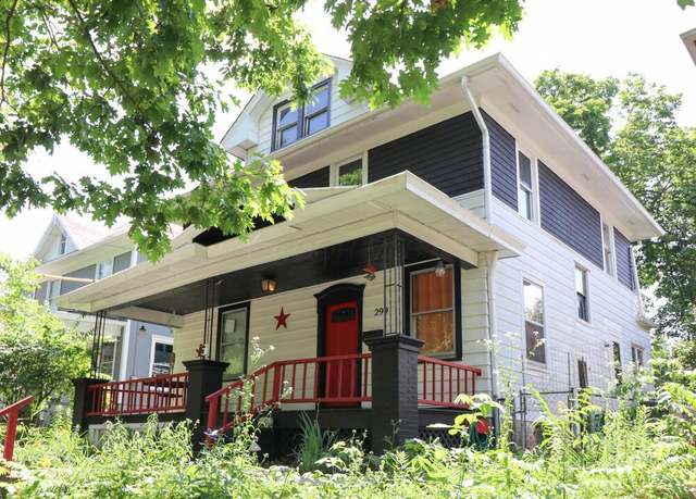 Property at 299 N Sandusky St, Delaware, OH 43015, 4 beds, 2 baths