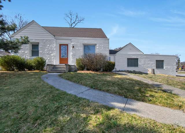 Property at 799 Sunbury Rd, Columbus, OH 43219, 4 beds, 3 baths