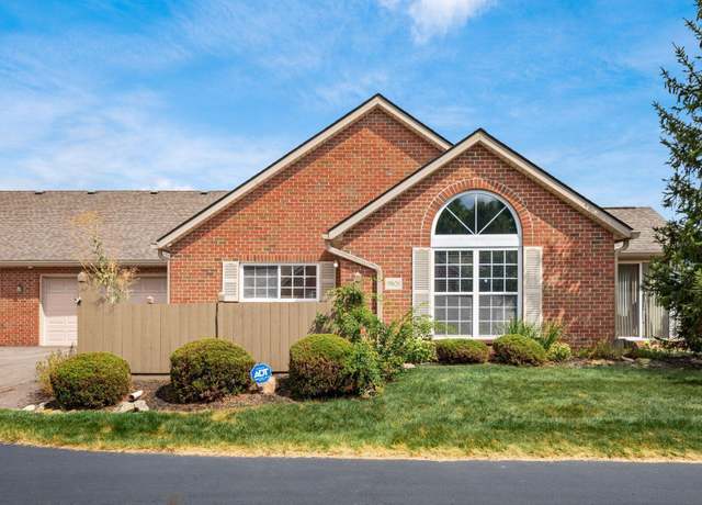 Photo of 6808 Newrock Dr #18, New Albany, OH 43054