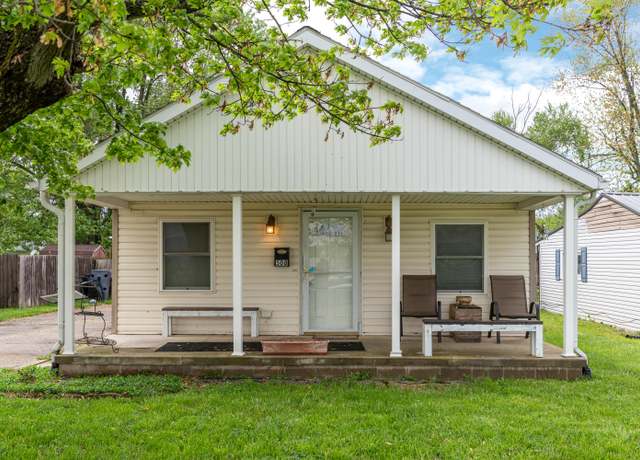 Property at 508 Carolyn Rd, Washington Court House, OH 43160, 3 beds, 2 baths