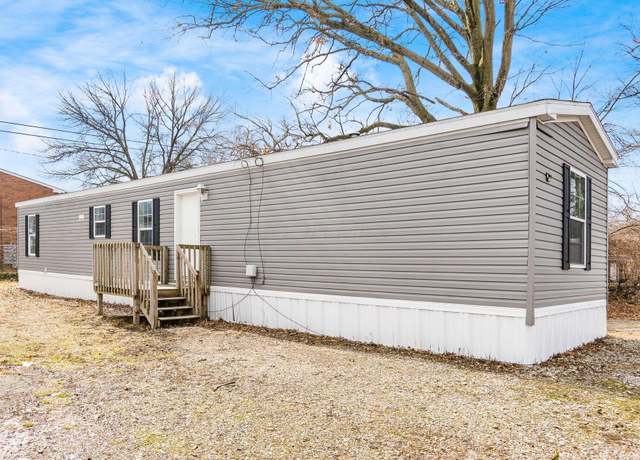 Property at 755 Stelzer Rd #0054, Columbus, OH 43219, 3 beds, 2 baths