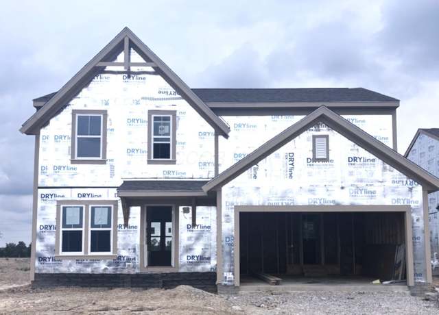 Property at 2200 Sunny View Ct, Marysville, OH 43040, 3 beds, 2.5 baths