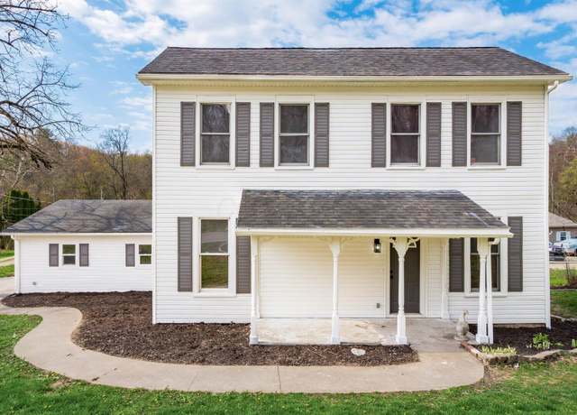 Property at 2484 Coopermill Rd, Zanesville, OH 43701, 4 beds, 2 baths
