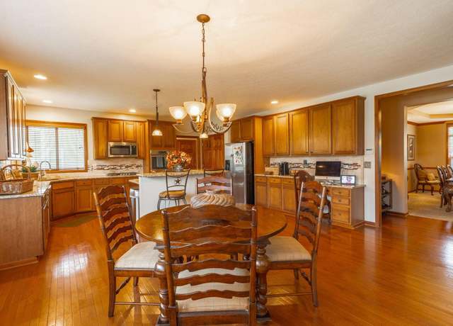 Property at 8738 Birch Brook Loop NW, Pickerington, OH 43147, 4 beds, 3.5 baths