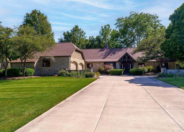 Photo of 1525 Picardae Ct, Powell, OH 43065