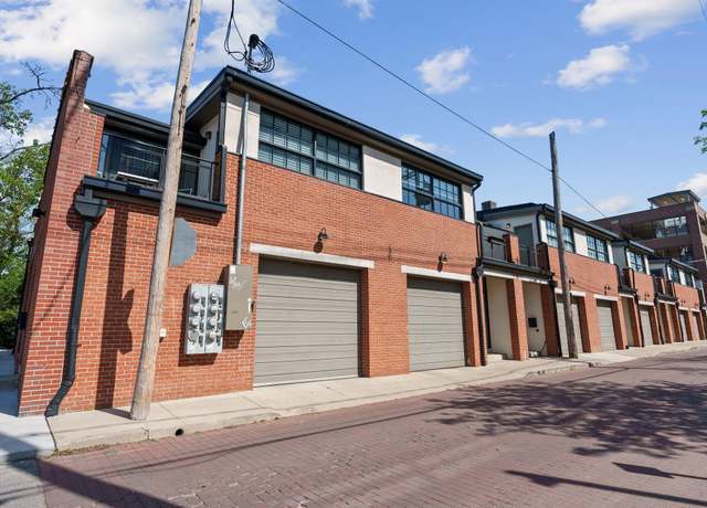 Property at 752 N Pearl St, Columbus, OH 43215, 2 beds, 2.5 baths
