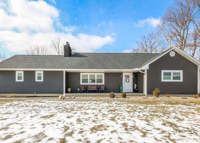 Property at 9978 Zane Trail Rd, Circleville, OH 43113, 4 beds, 3 baths