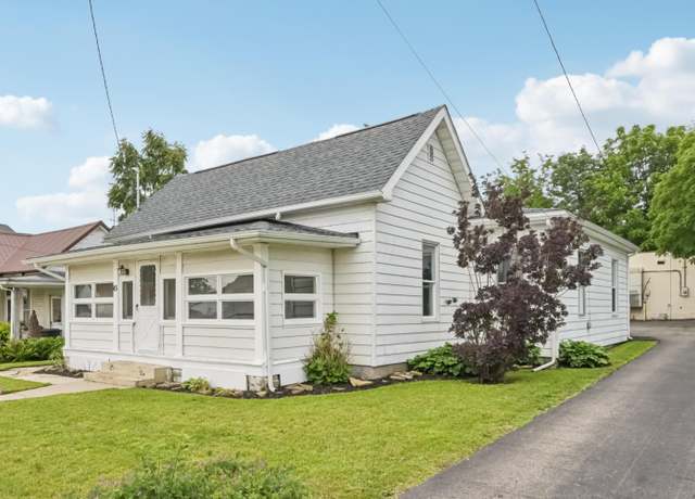 Property at 45 S Main St, New Holland, OH 43145, 3 beds, 1 bath
