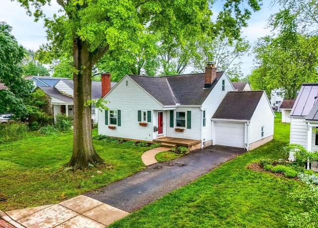 Property at 157 E Dominion Blvd, Columbus, OH 43214, 3 beds, 1 bath