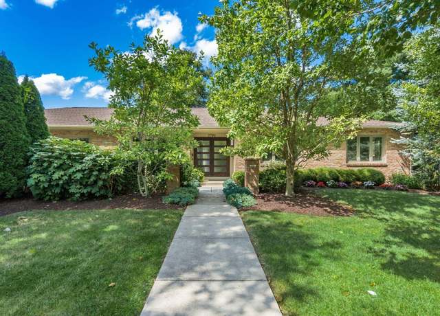 Photo of 2790 Alliston Ct, Columbus, OH 43220