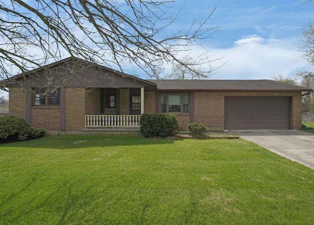 Property at 2281 Hawk St, Lancaster, OH 43130, 3 beds, 1.5 baths