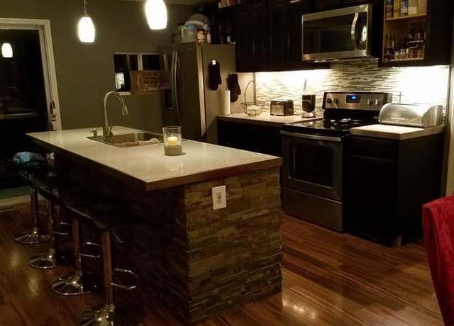 Property at 1261 Elm Park Pl, Galloway, OH 43119, 3 beds, 1.5 baths
