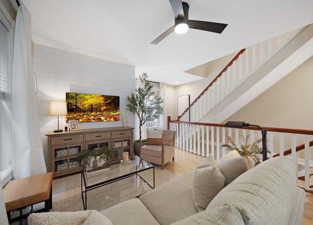 Property at 53 E Prescott St, Columbus, OH 43215, 3 beds, 3.5 baths