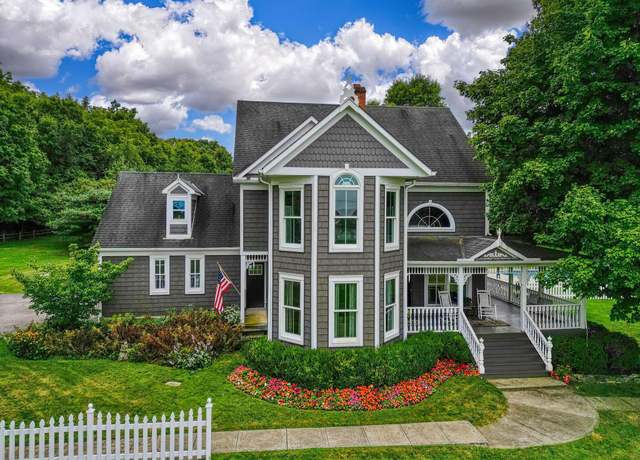 Property at 5231 Oregon Rd, Canal Winchester, OH 43110, 4 beds, 3.5 baths
