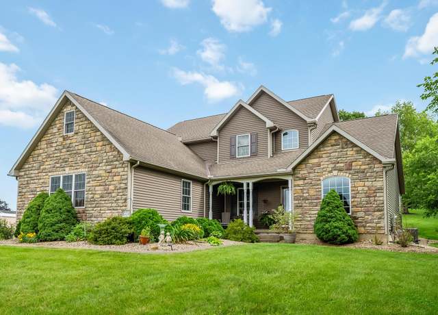 Property at 3180 Palmer Dr, Chandlersville, OH 43727, 3 beds, 2.5 baths