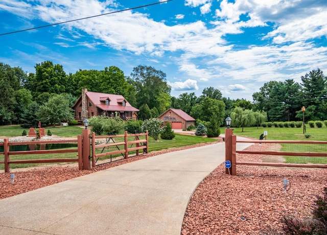 Property at 465 Ginder Rd NW, Lancaster, OH 43130, 3 beds, 3 baths
