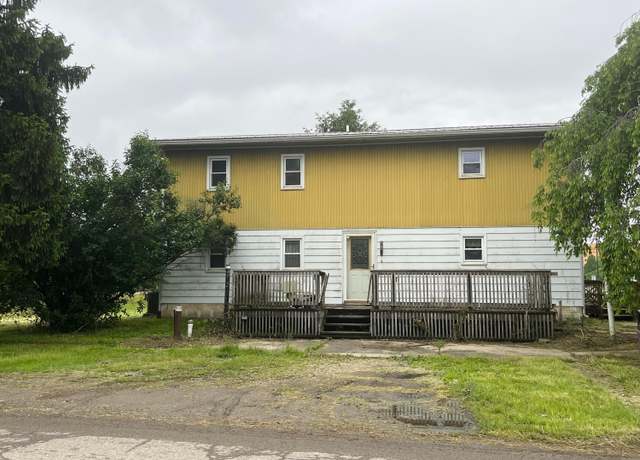 Property at 1791 Staddens Bridge Rd SE, Newark, OH 43056, 4 beds, 2 baths