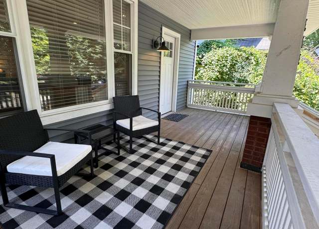 Property at 323 Southwood Ave, Columbus, OH 43207, 3 beds, 1.5 baths